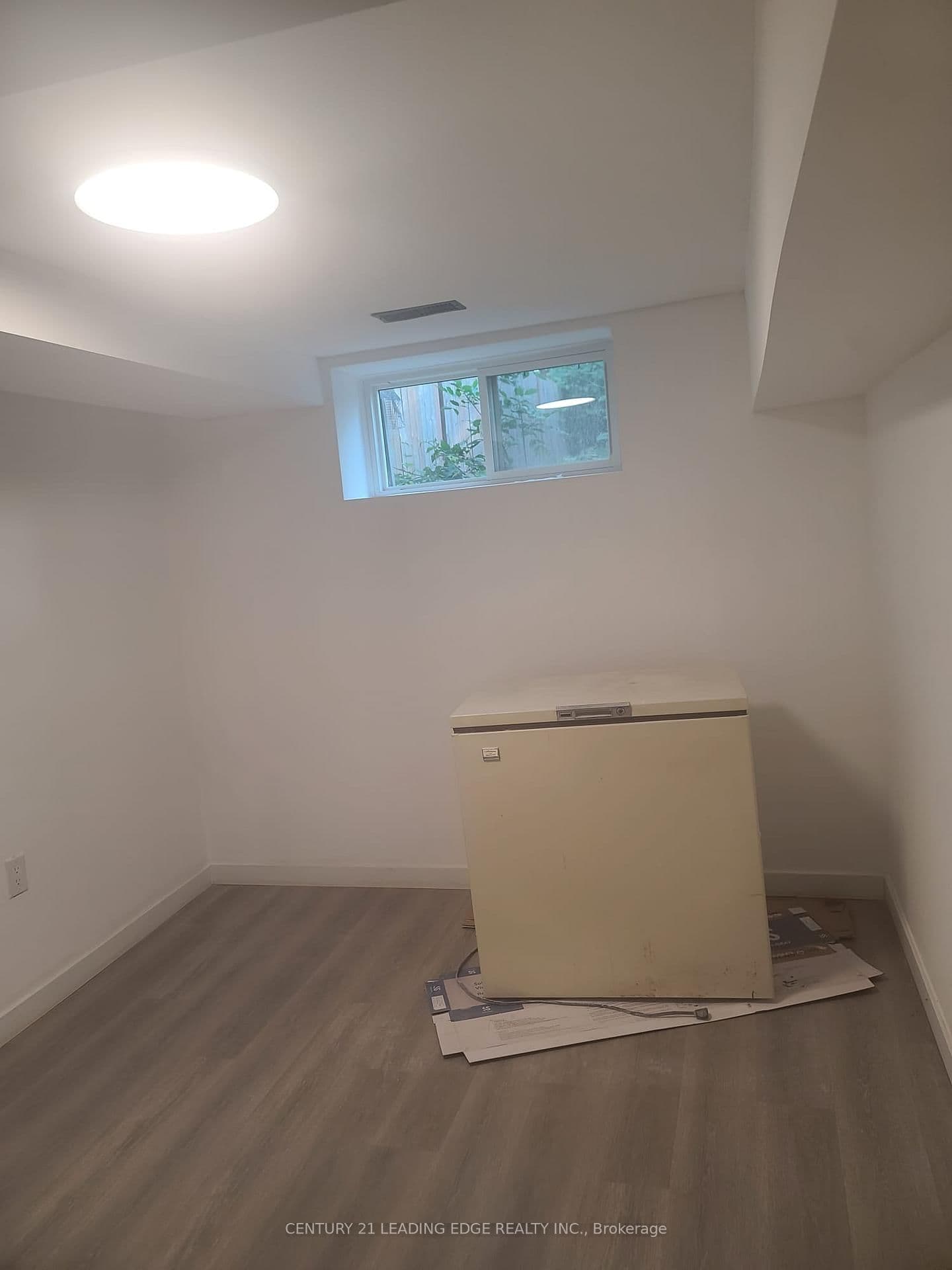 108 Rochman Boulevard, Unit Bsmt thumbnail 7