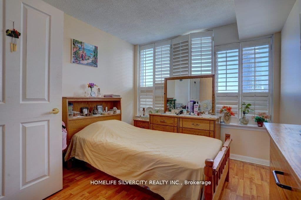 88 Corporate Drive, Unit 1617 thumbnail 15