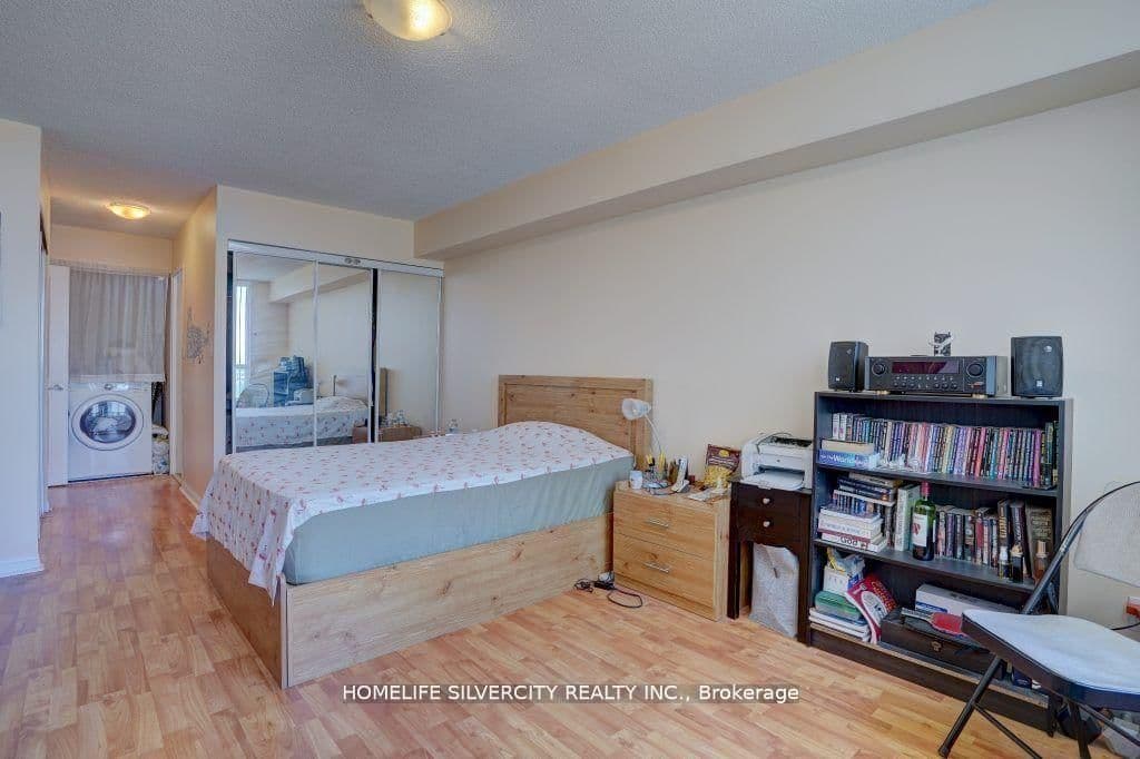 88 Corporate Drive, Unit 1617 thumbnail 21