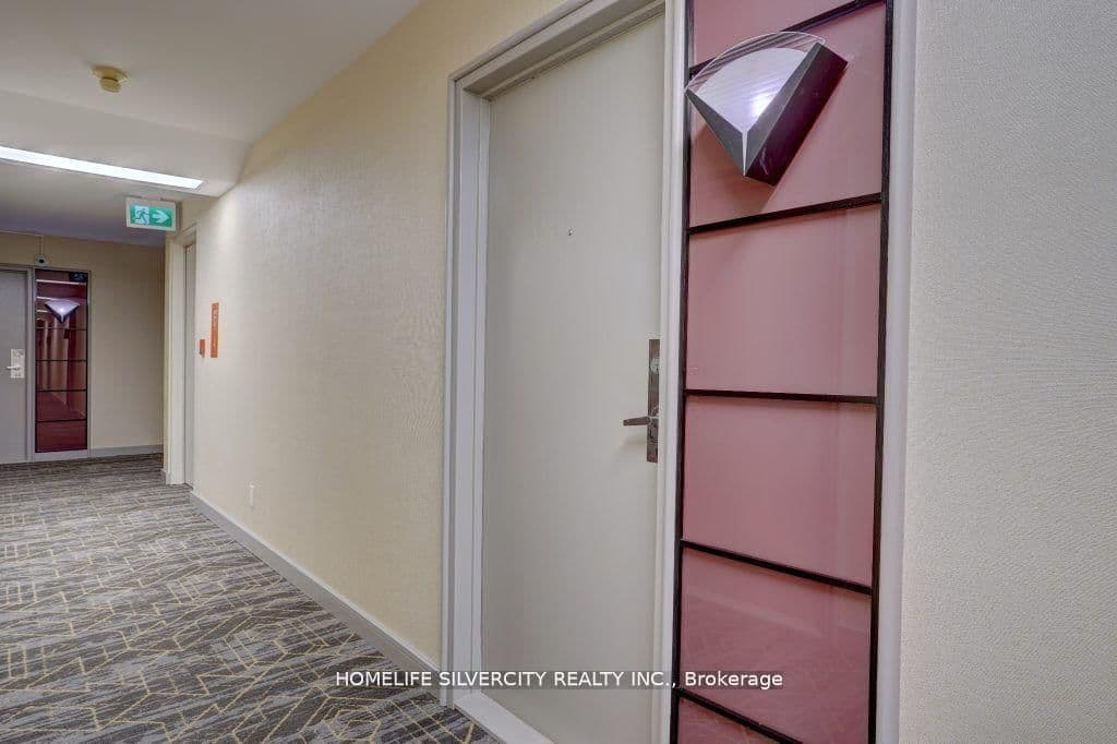 88 Corporate Drive, Unit 1617 thumbnail 23