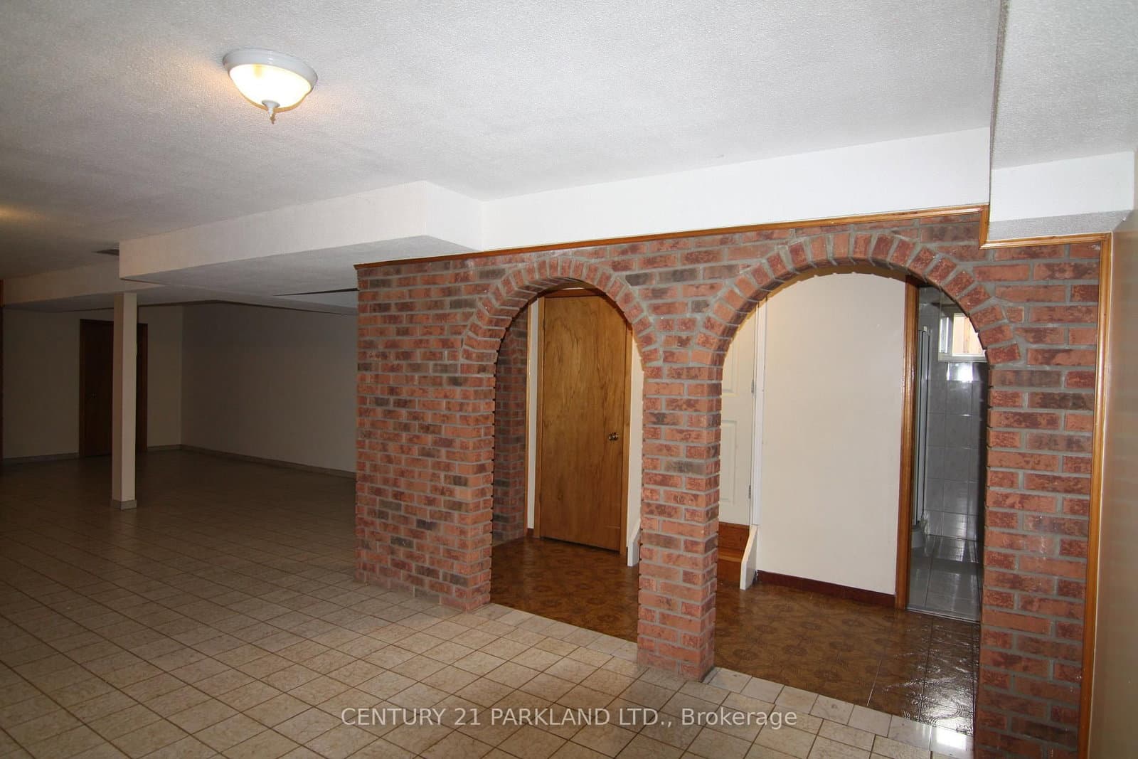38 Beamsville Drive thumbnail 23