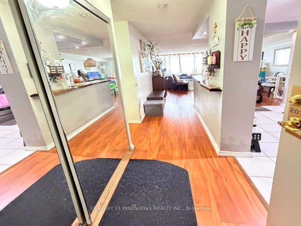1665 Victoria Park Avenue, Unit Unit 207 thumbnail 11