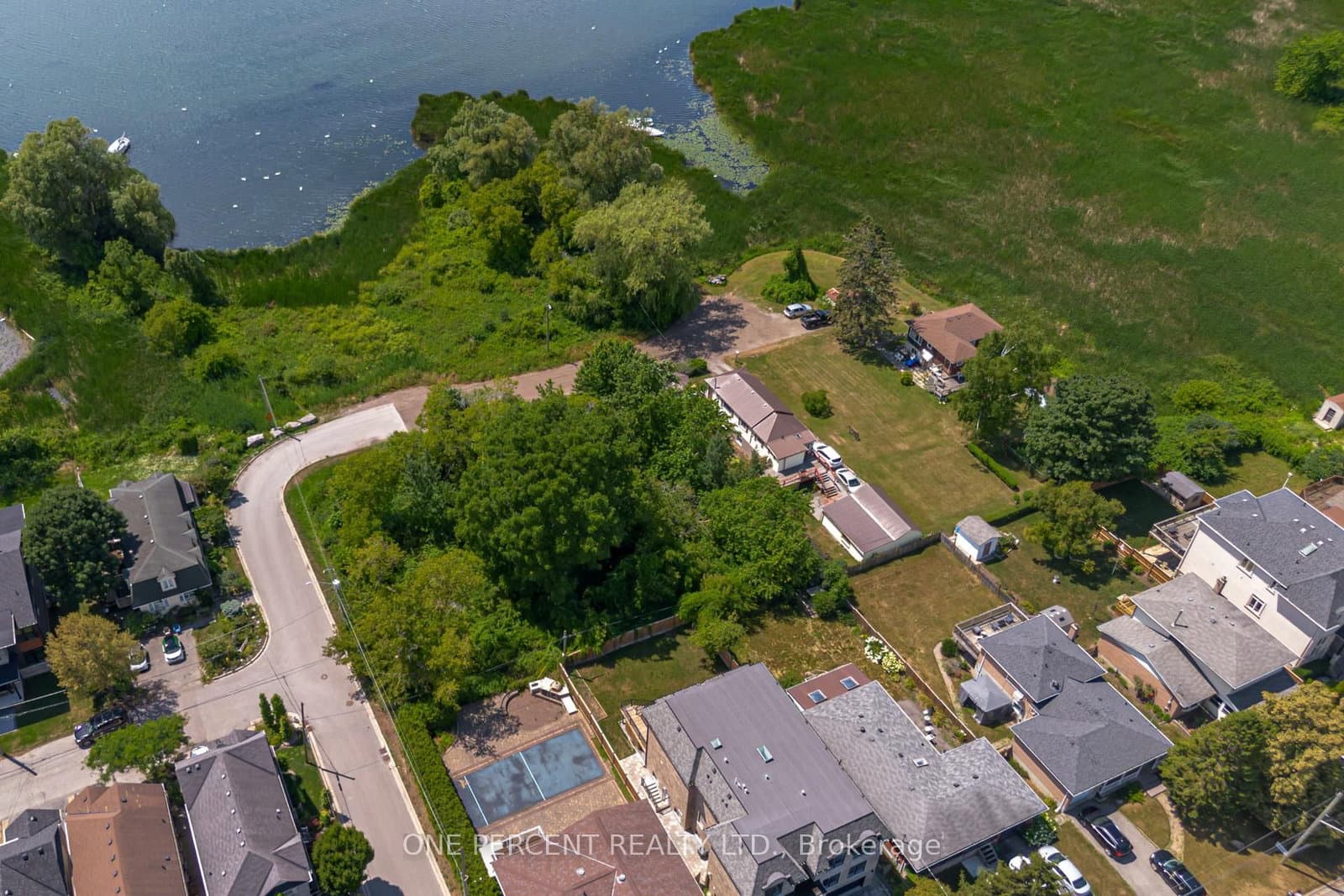 805 St. Martins Drive thumbnail 6