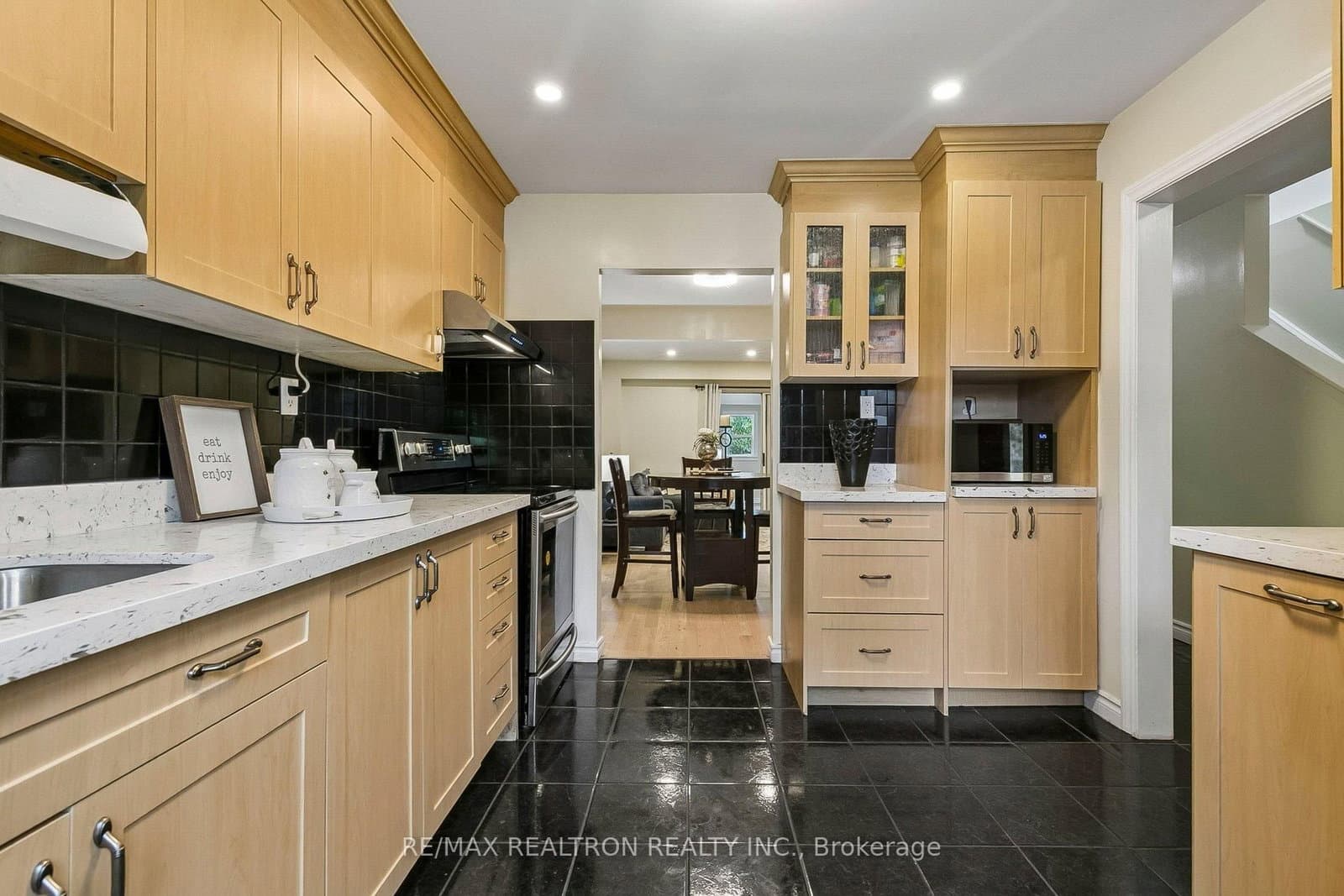 25 Whiteleas Avenue thumbnail 15