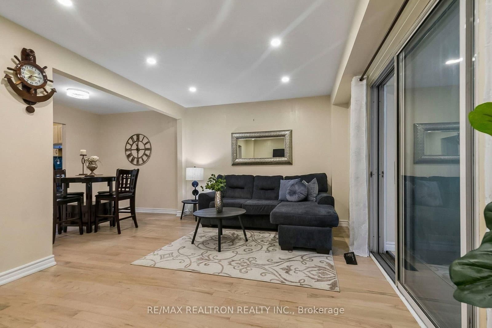 25 Whiteleas Avenue thumbnail 6