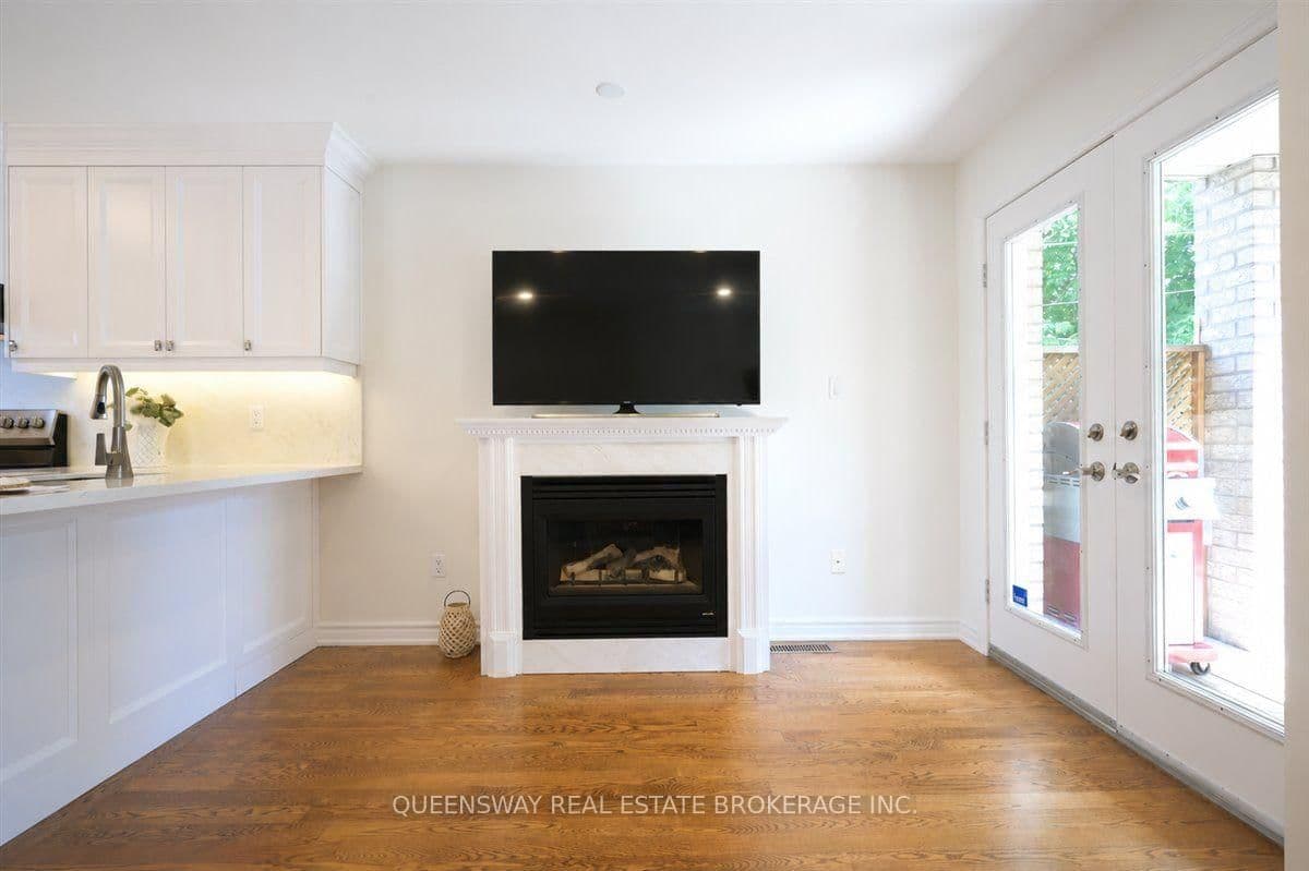 83 Floyd Avenue thumbnail 19