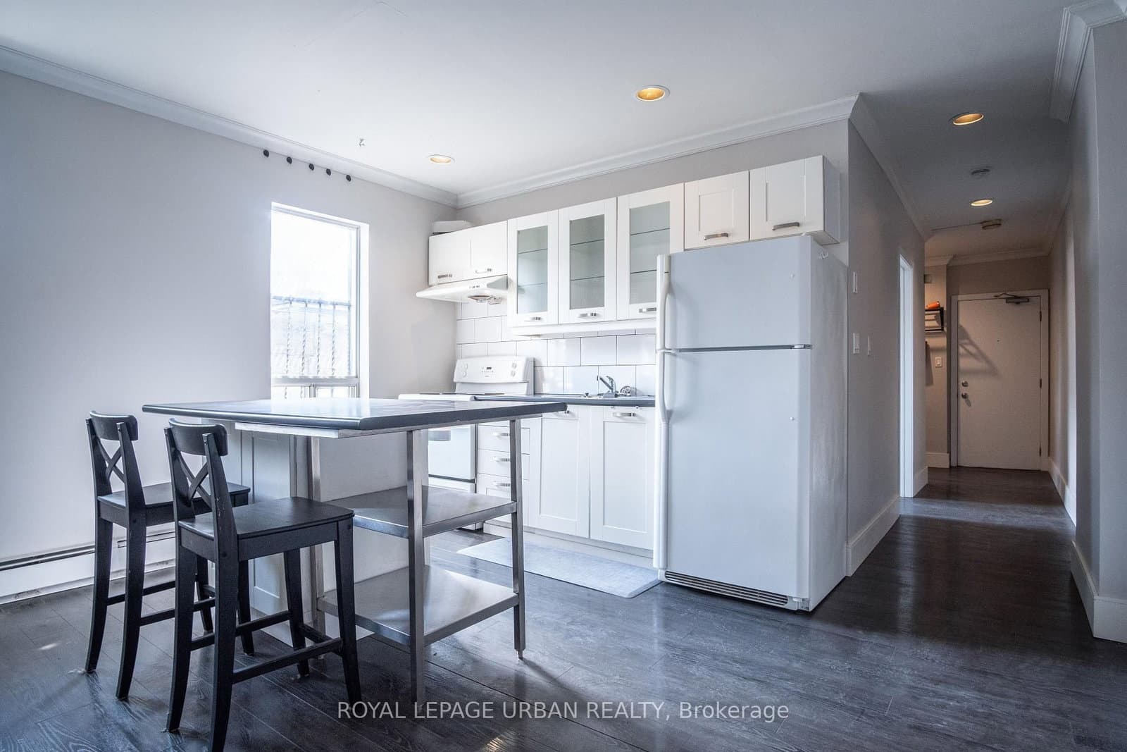 636 Danforth Avenue, Unit 2 thumbnail 9