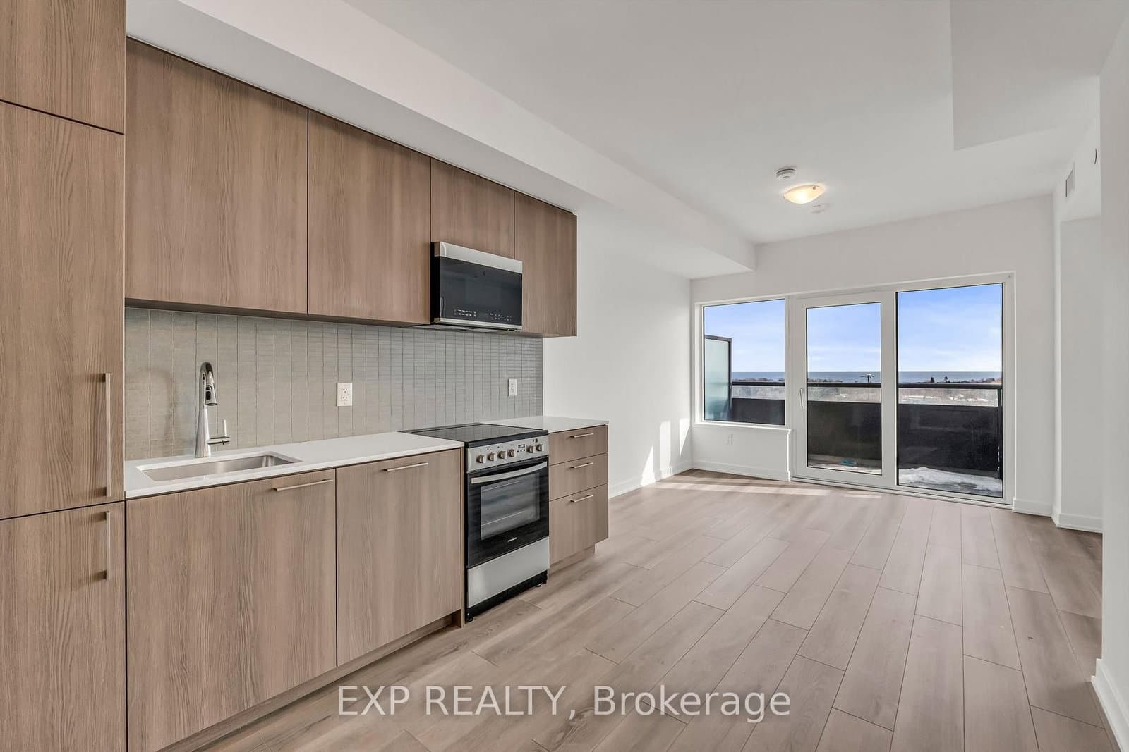 7437 Kingston Road, Unit 908B thumbnail 5