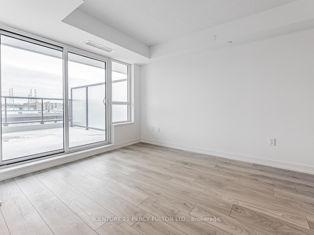1455 Celebration Drive, Unit 215 thumbnail 10