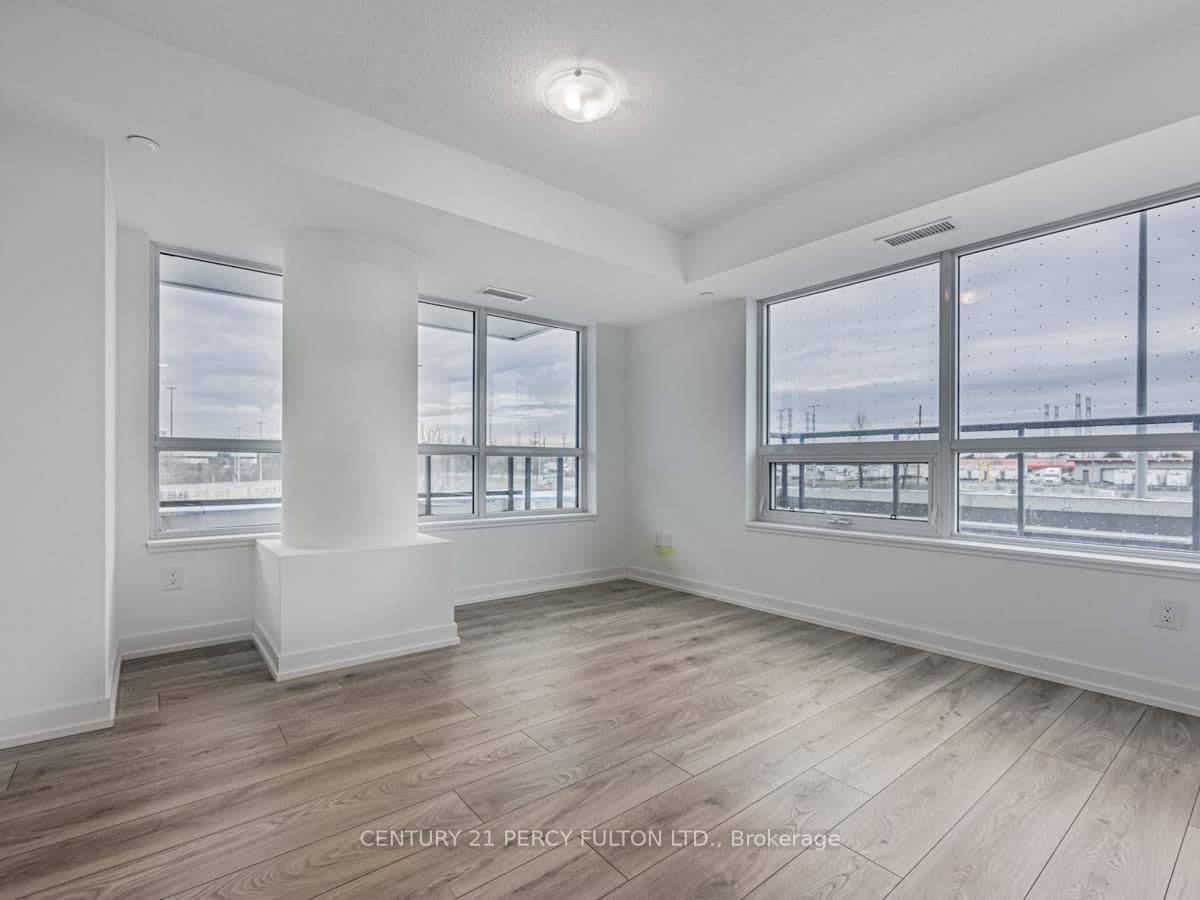 1455 Celebration Drive, Unit 215 thumbnail 11