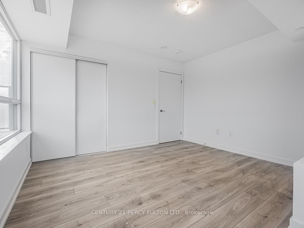 1455 Celebration Drive, Unit 215 thumbnail 12