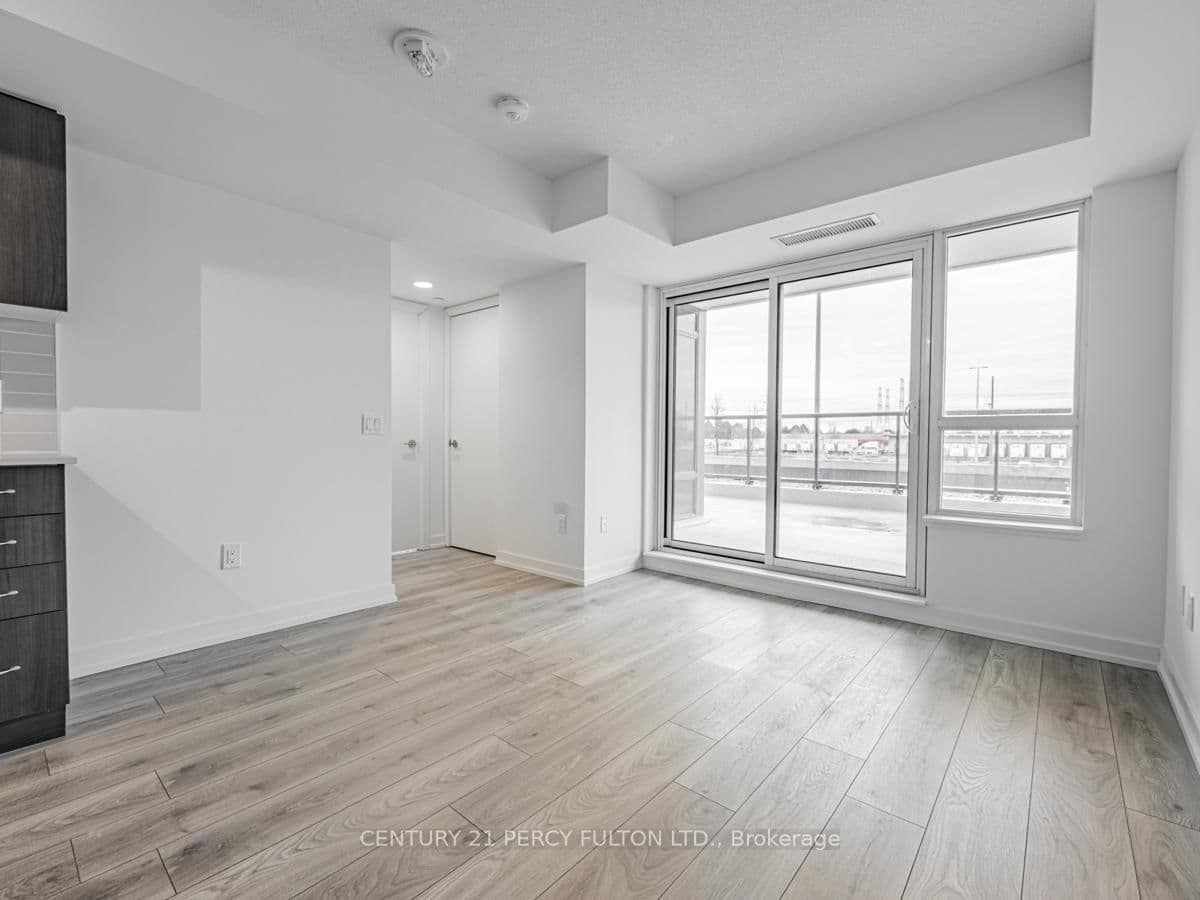 1455 Celebration Drive, Unit 215 thumbnail 9