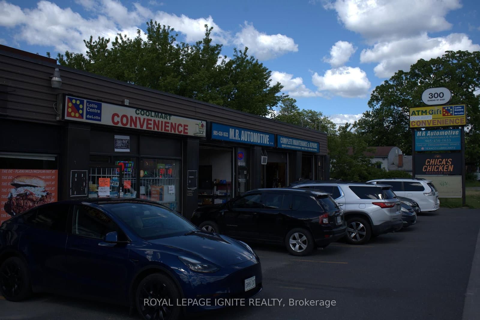 300 Dundas Street E - Image 1