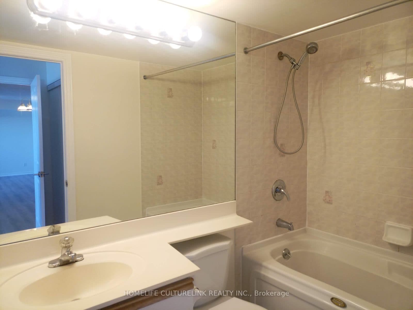 68 Corporate Drive, Unit 1929 thumbnail 10