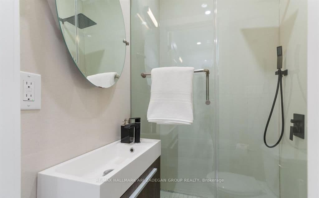 16 Minto Street, Unit 2 thumbnail 17