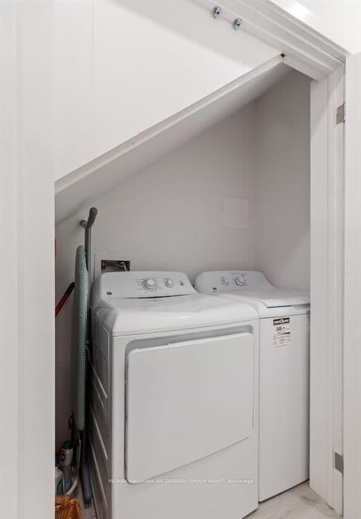 16 Minto Street, Unit 2 thumbnail 33