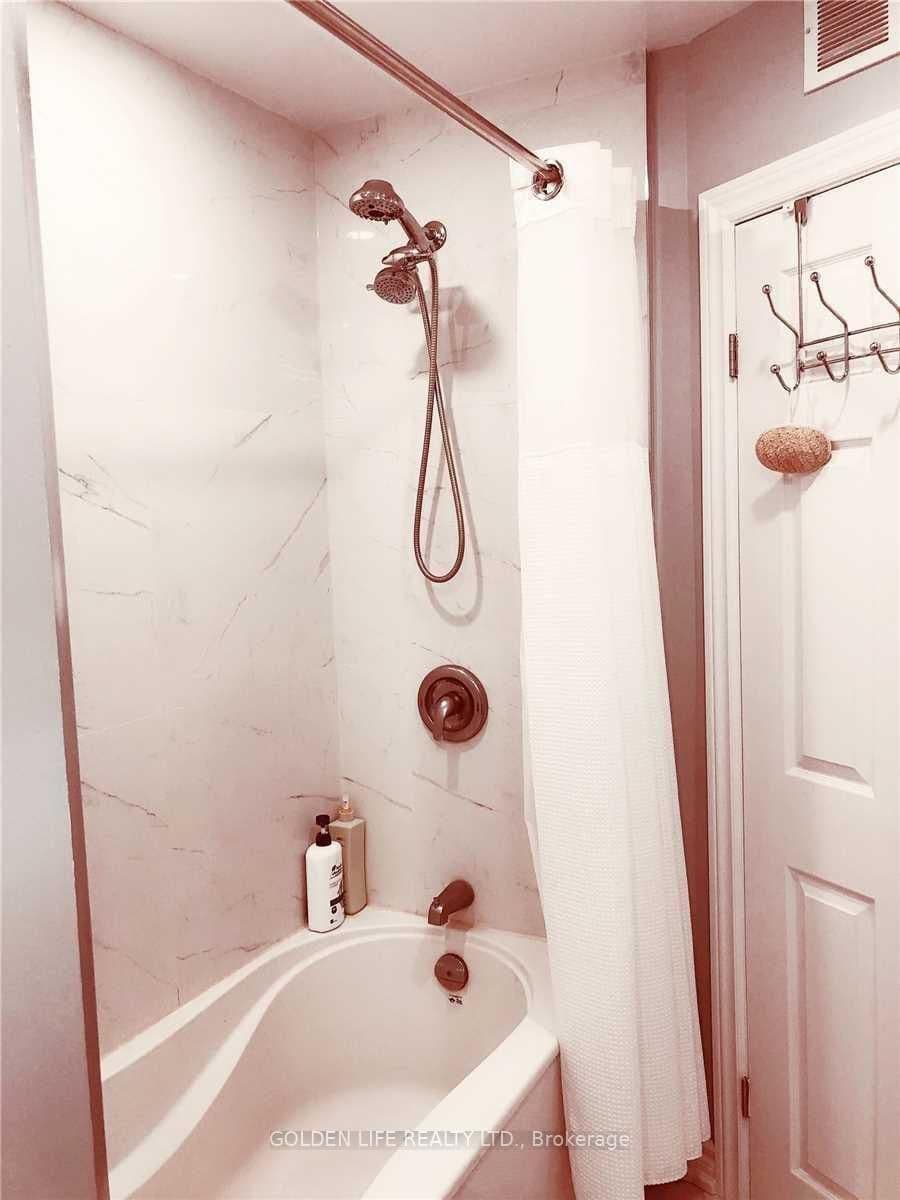 786 Pape Avenue, Unit Upper thumbnail 16