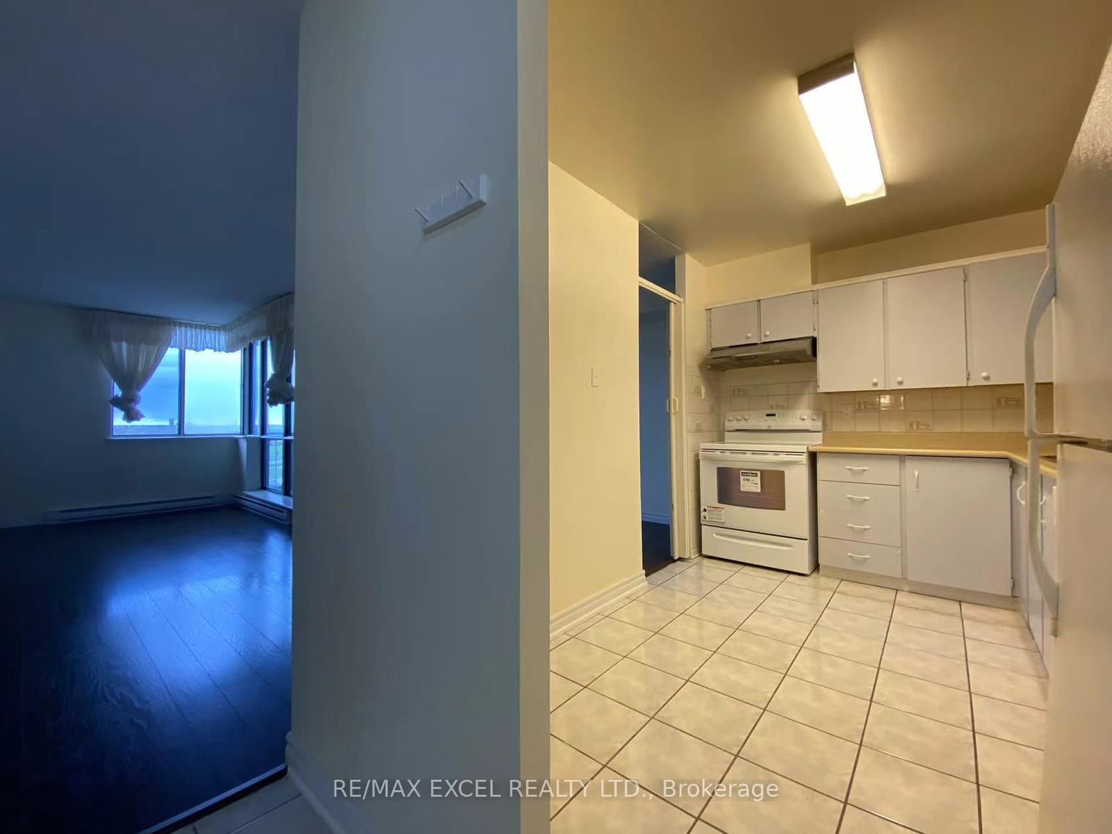 2500 Bridletowne Circle, Unit 907 thumbnail 25