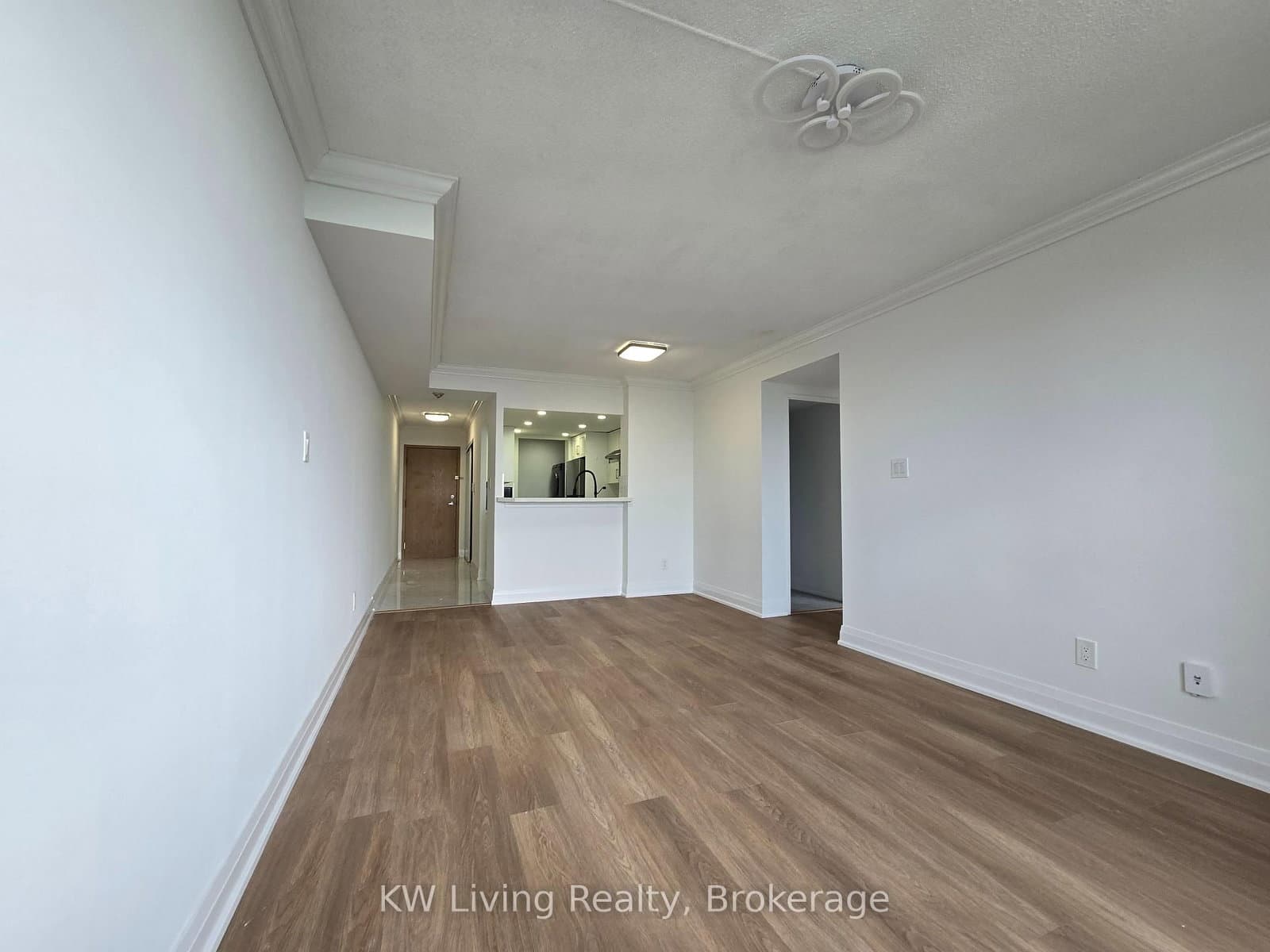 88 Corporate Drive, Unit 1205 thumbnail 5