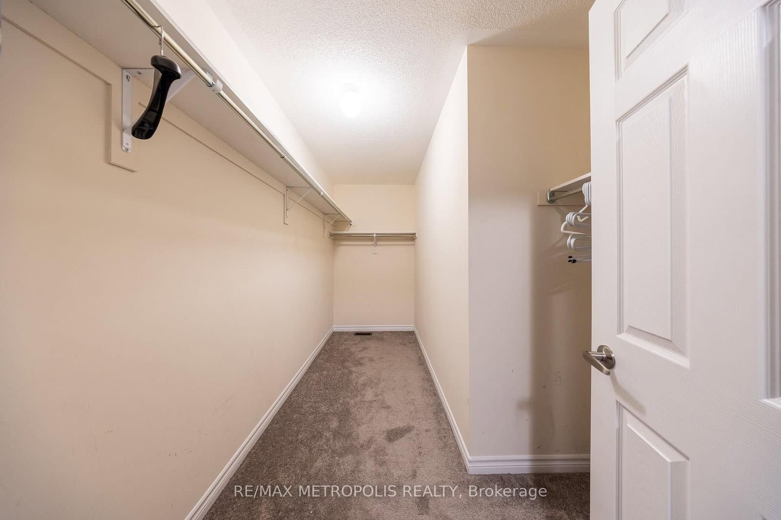 217 Ronald Guscott Street, Unit Main thumbnail 29