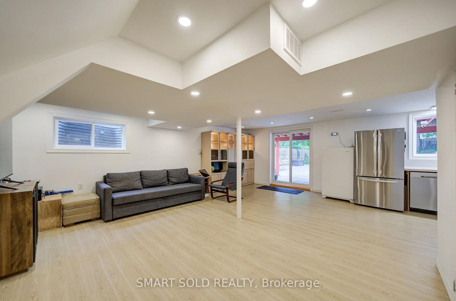 56 Gatesview Avenue thumbnail 44