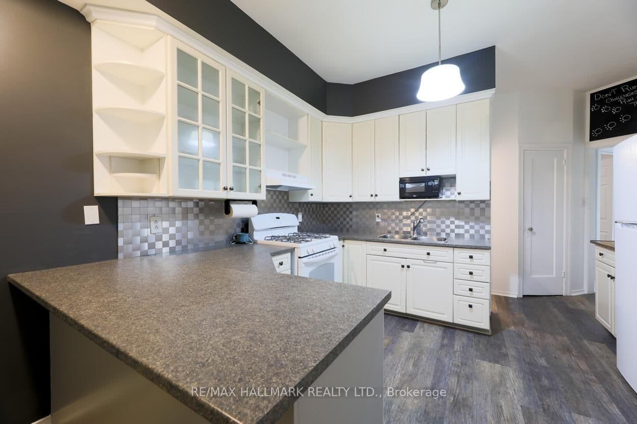 405 Kingston Road, Unit Main Floor thumbnail 6