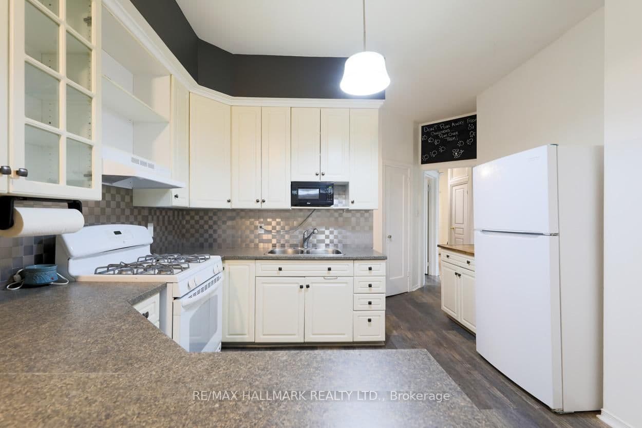 405 Kingston Road, Unit Main Floor thumbnail 7