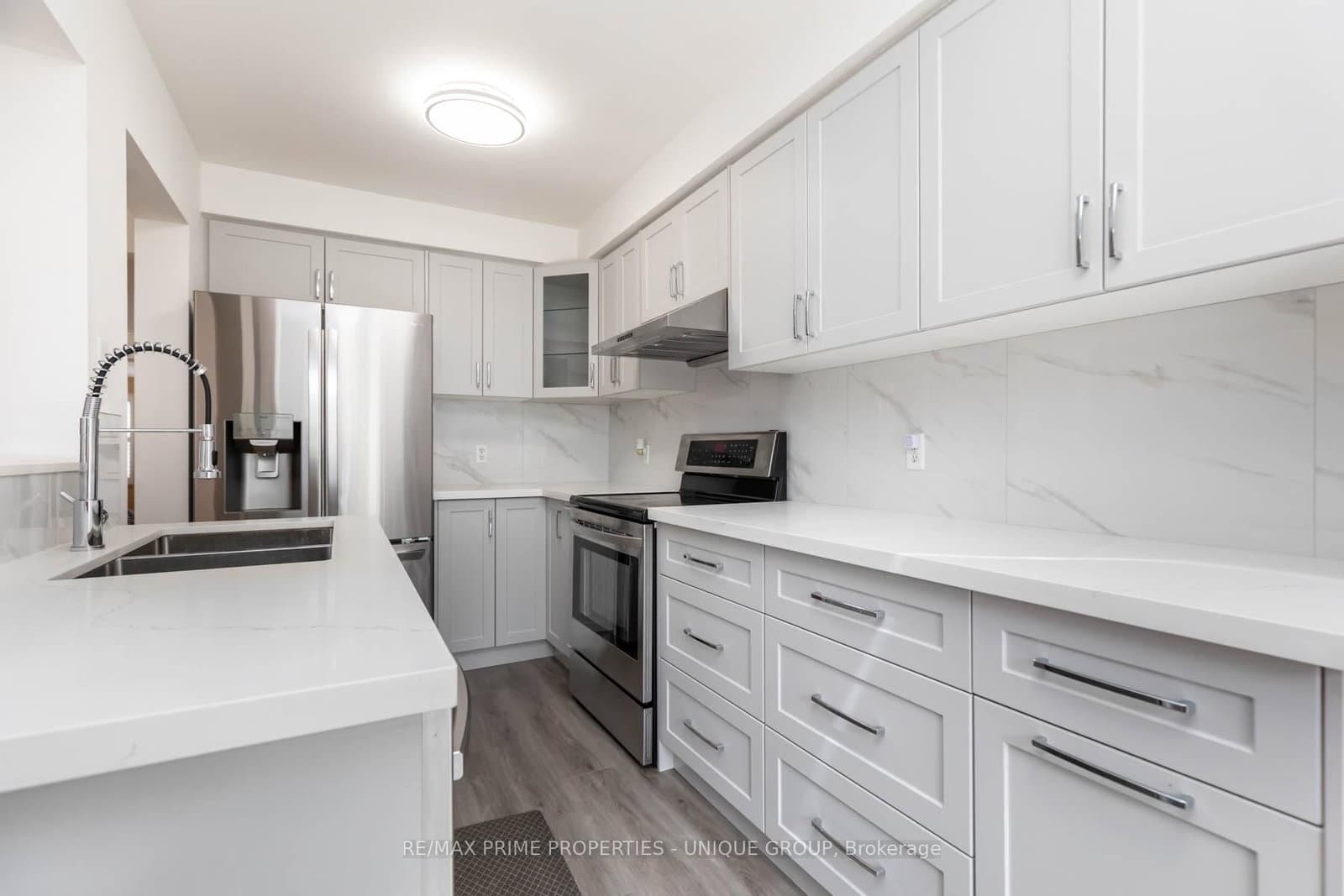 25 Pine Gate Place thumbnail 11
