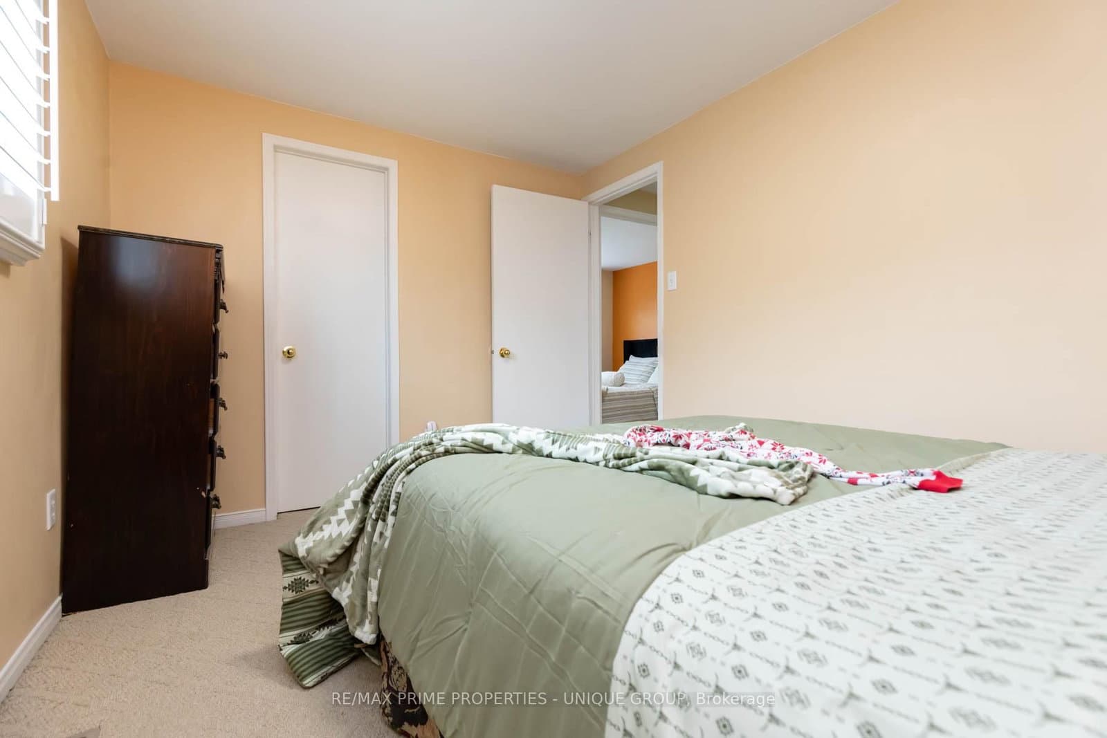 25 Pine Gate Place thumbnail 32