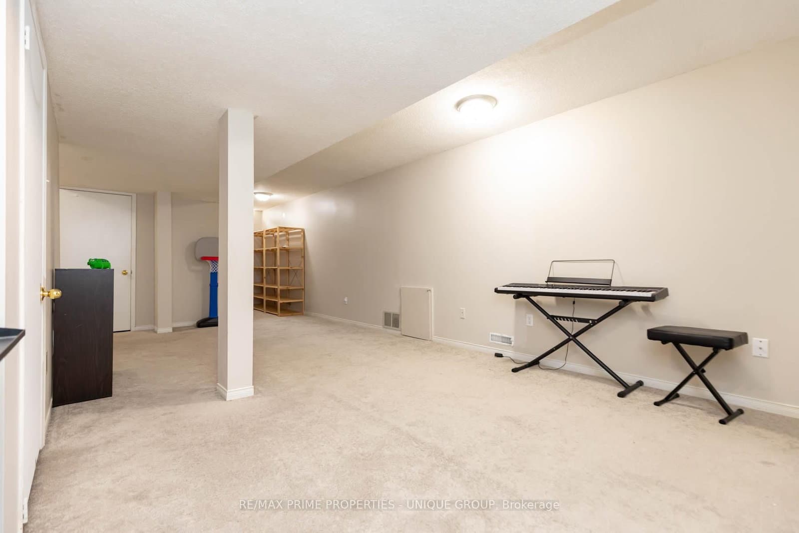 25 Pine Gate Place thumbnail 34