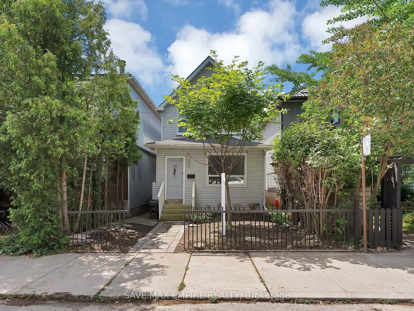 19 Minto Street - Image 1
