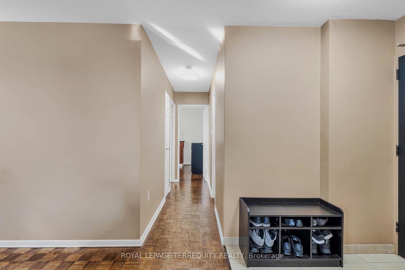 180 Markham Road, Unit 816 thumbnail 16