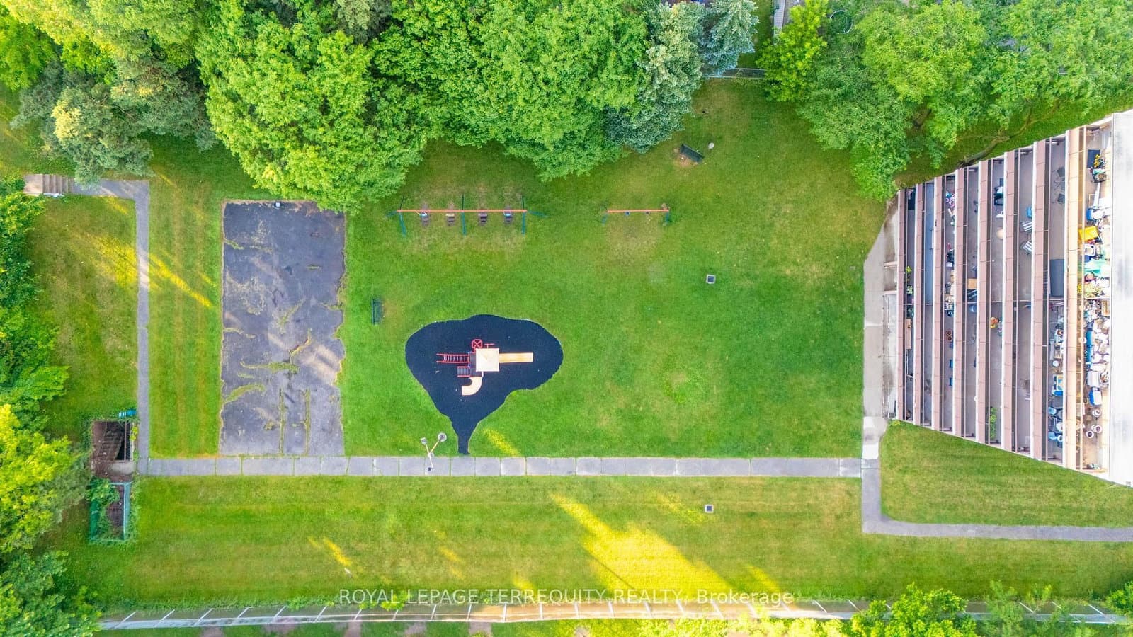 180 Markham Road, Unit 816 thumbnail 30