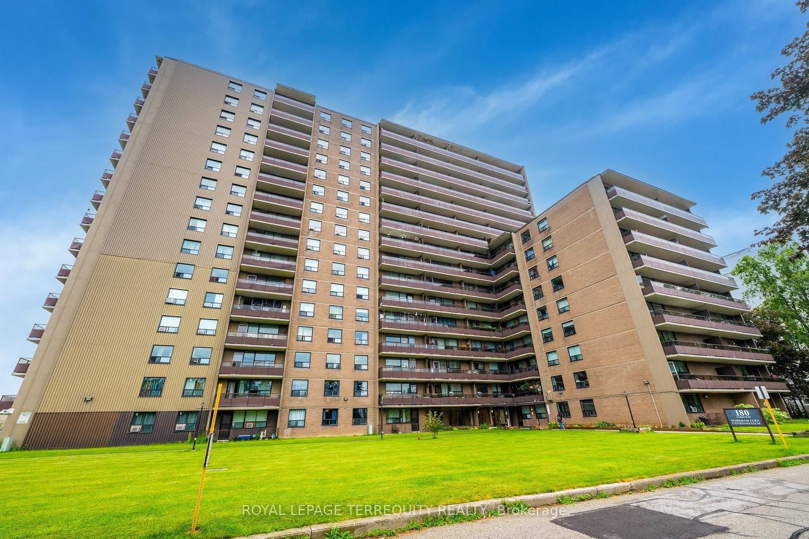 180 Markham Road, Unit 816 thumbnail 32