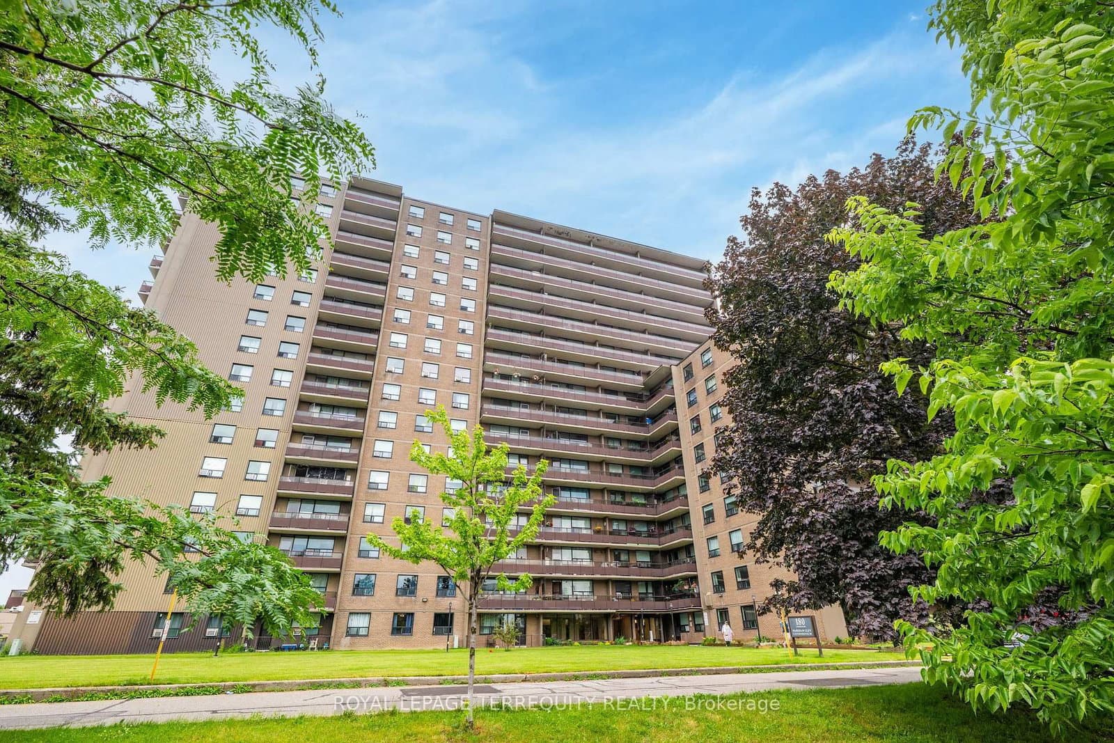 180 Markham Road, Unit 816 thumbnail 33