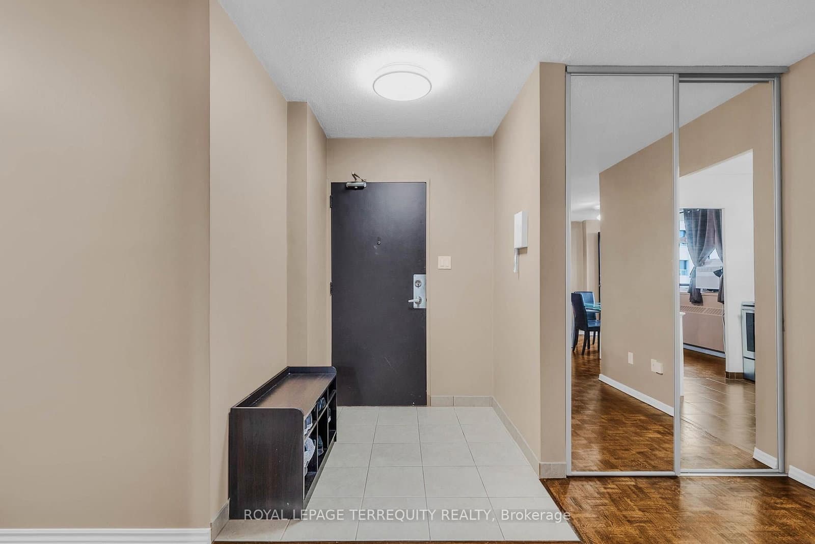 180 Markham Road, Unit 816 thumbnail 5