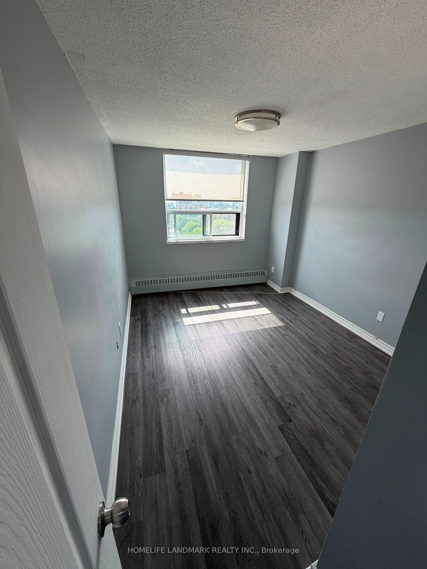 180 Markham Road, Unit 1703 thumbnail 3