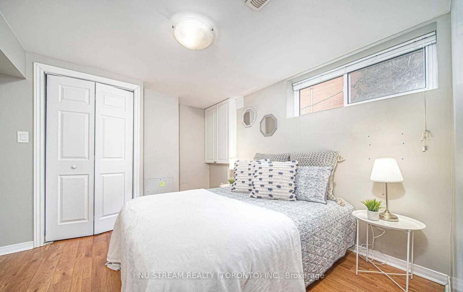 901 Lilac Terrace thumbnail 5