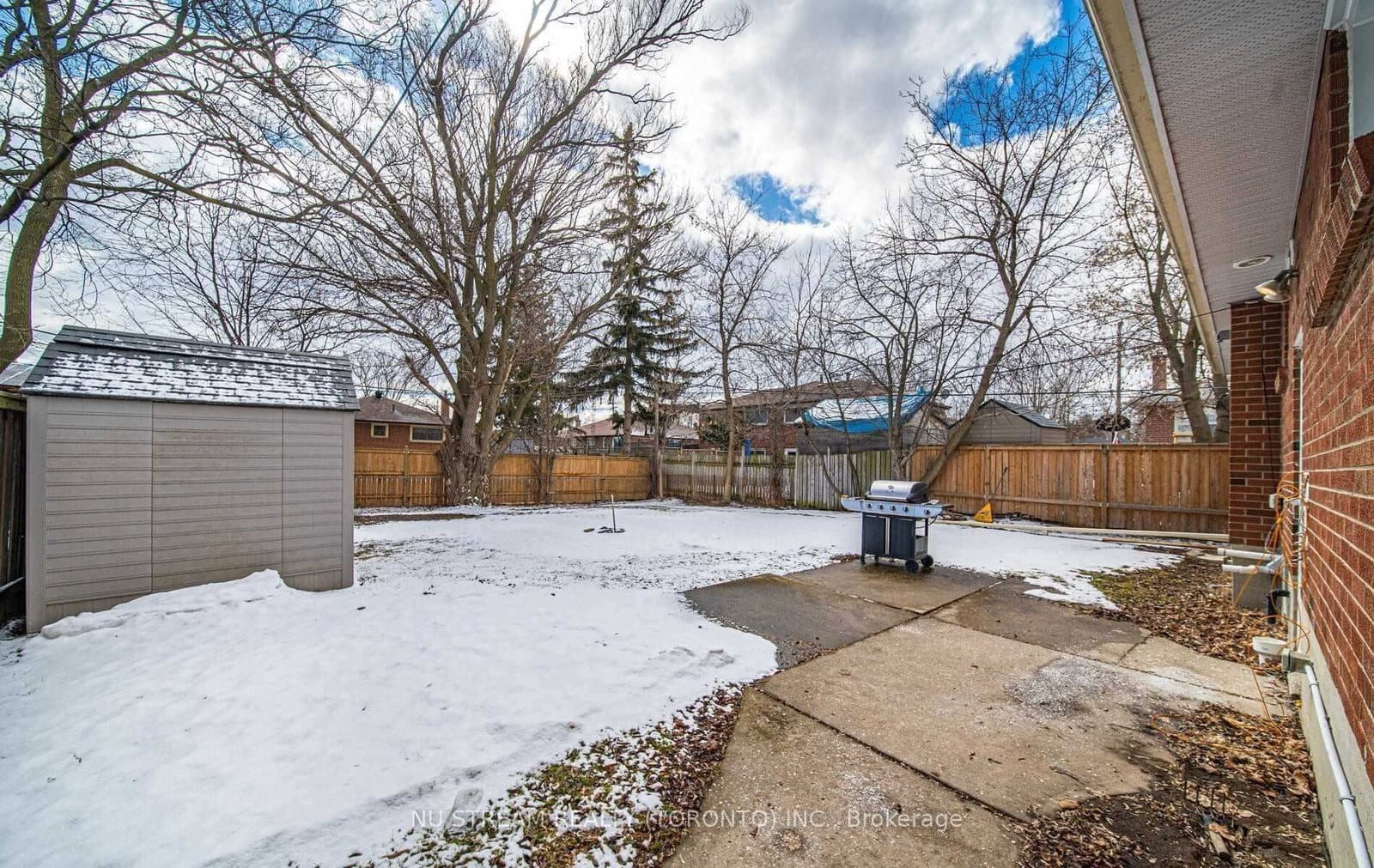 901 Lilac Terrace thumbnail 8