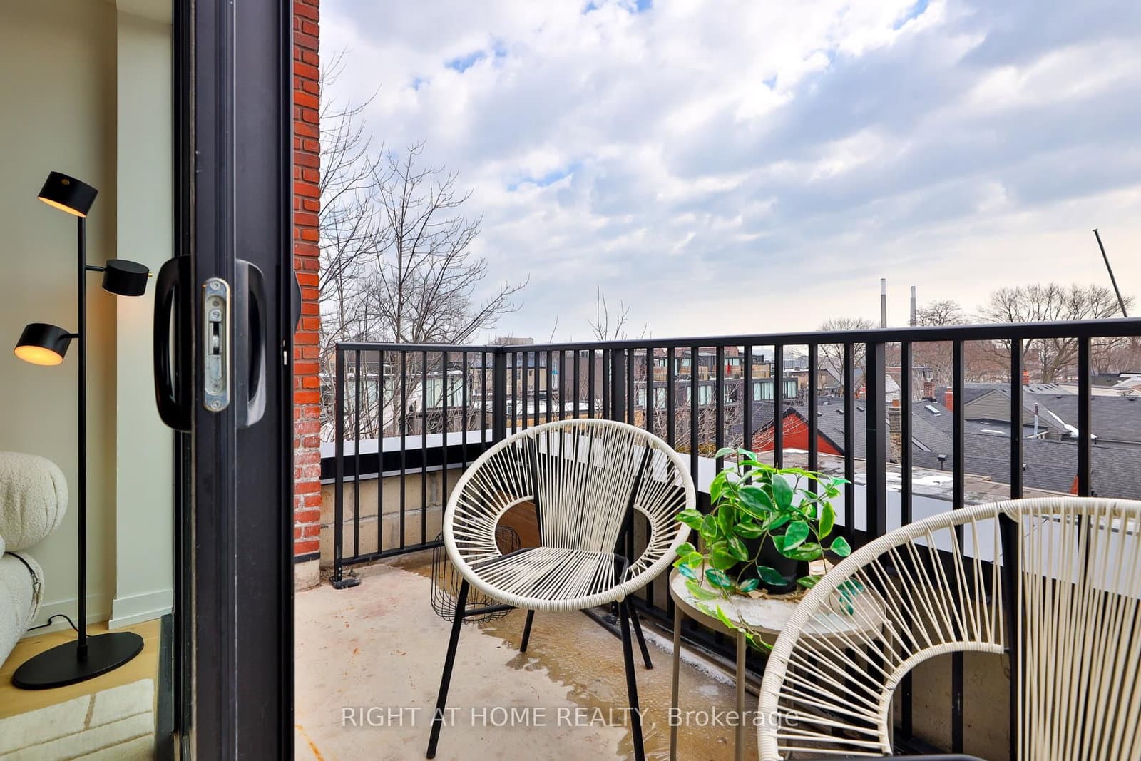 761 Queen Street E, Unit 205 thumbnail 16