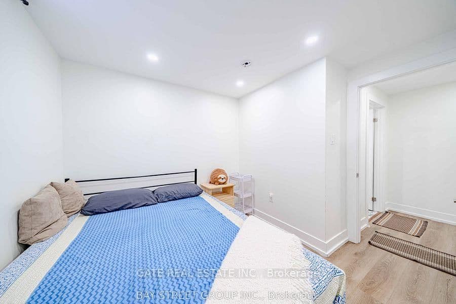 14 Amarillo Drive, Unit Lower Level thumbnail 10
