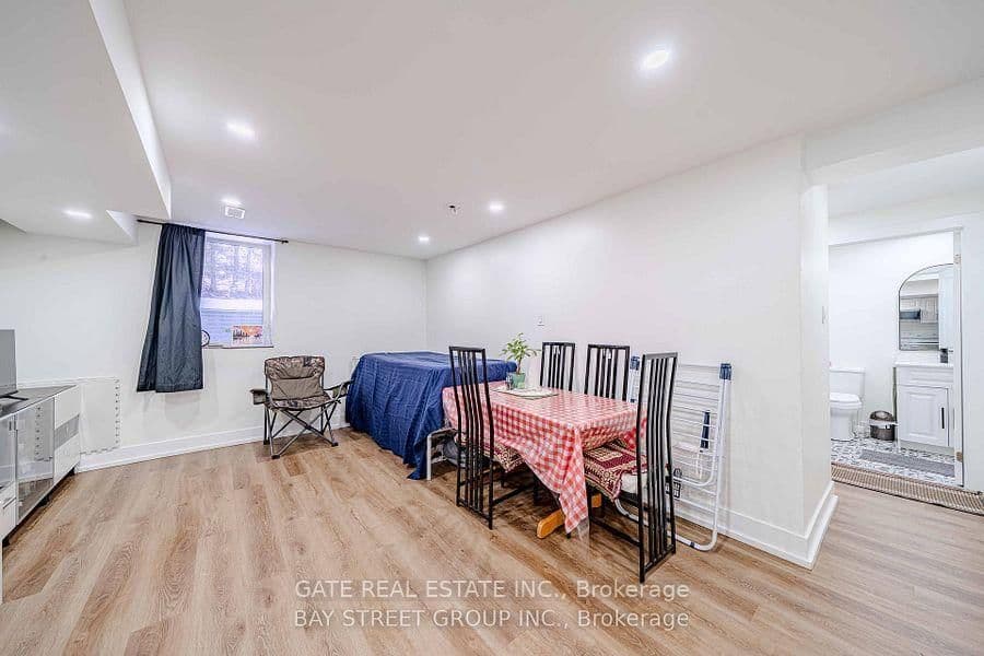 14 Amarillo Drive, Unit Lower Level thumbnail 5