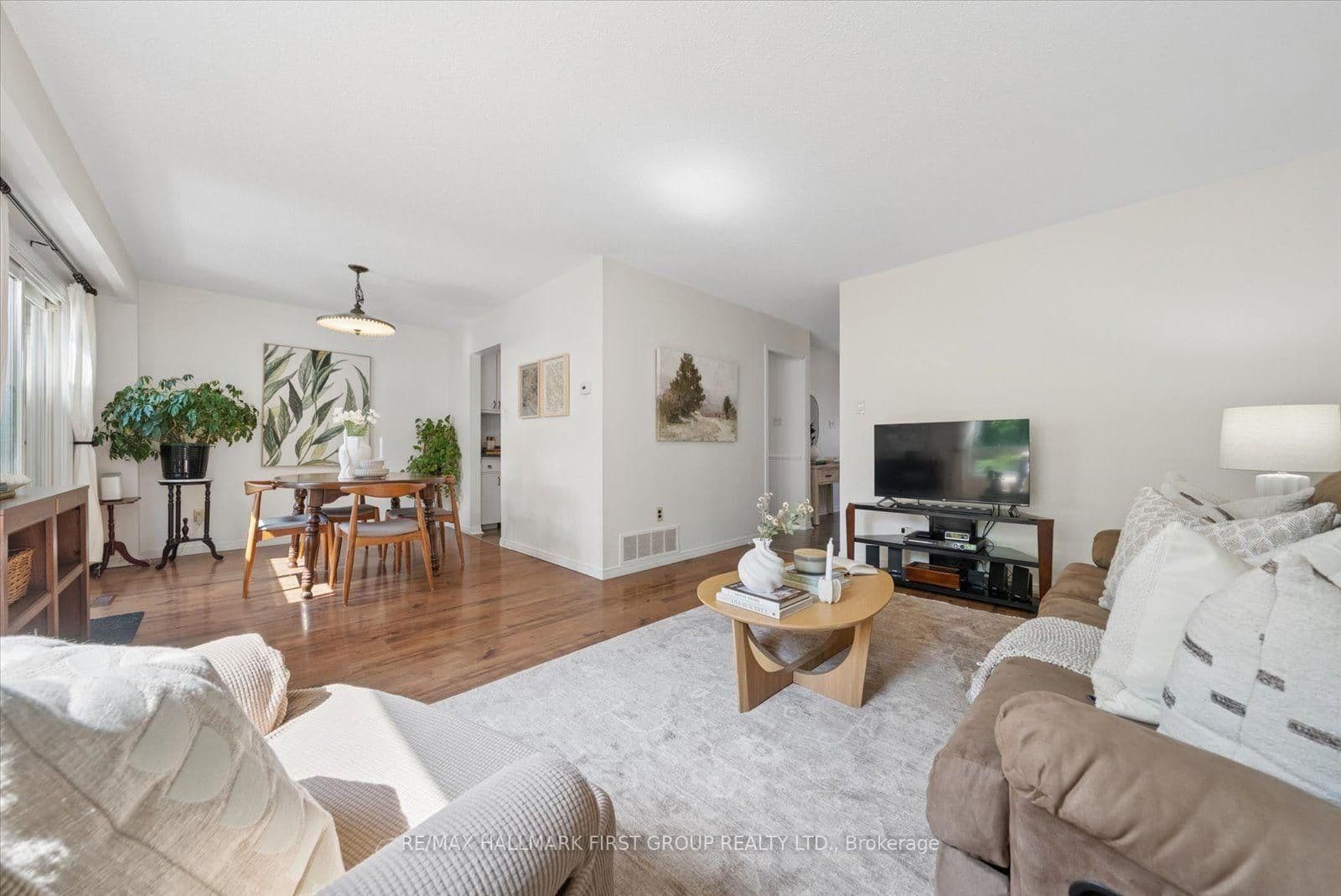 648 Creekview Circle thumbnail 3
