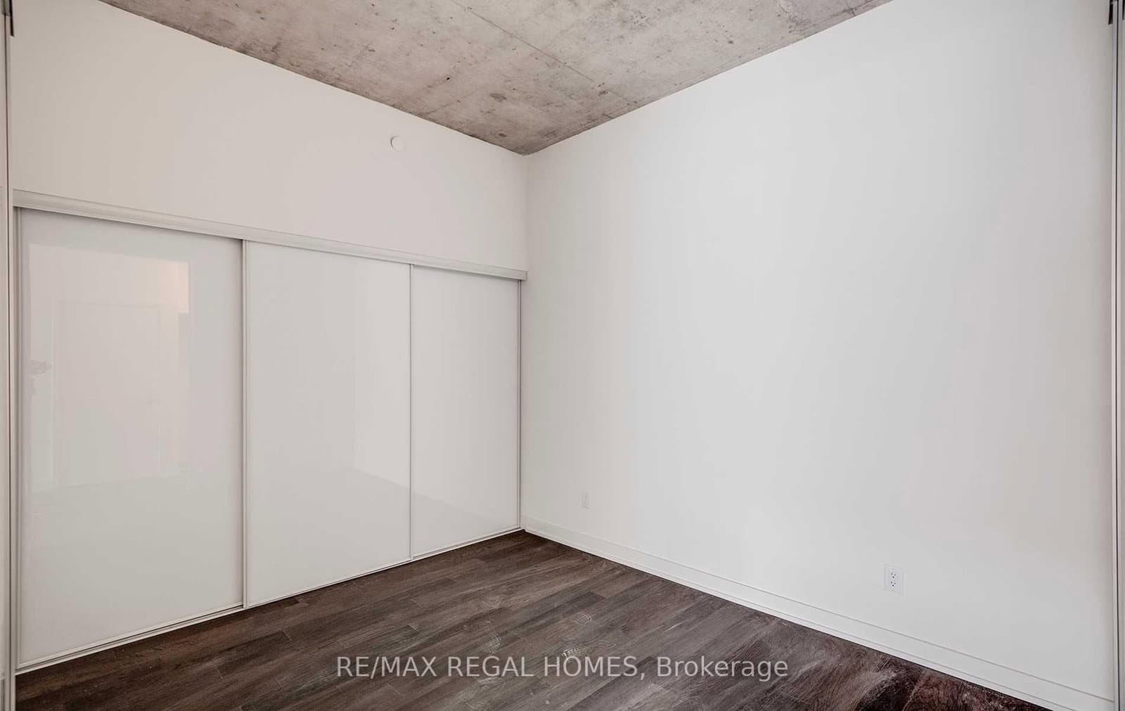 30 Baseball Place, Unit 209 thumbnail 7