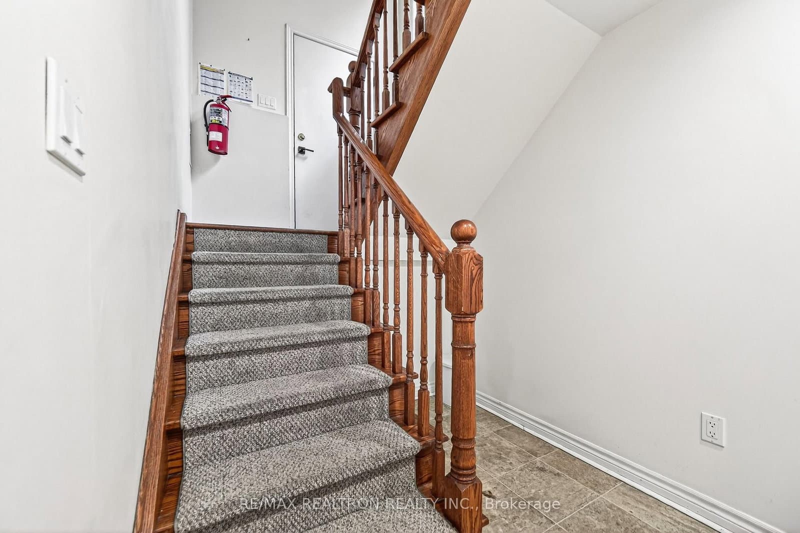 454 Donlands Avenue thumbnail 47