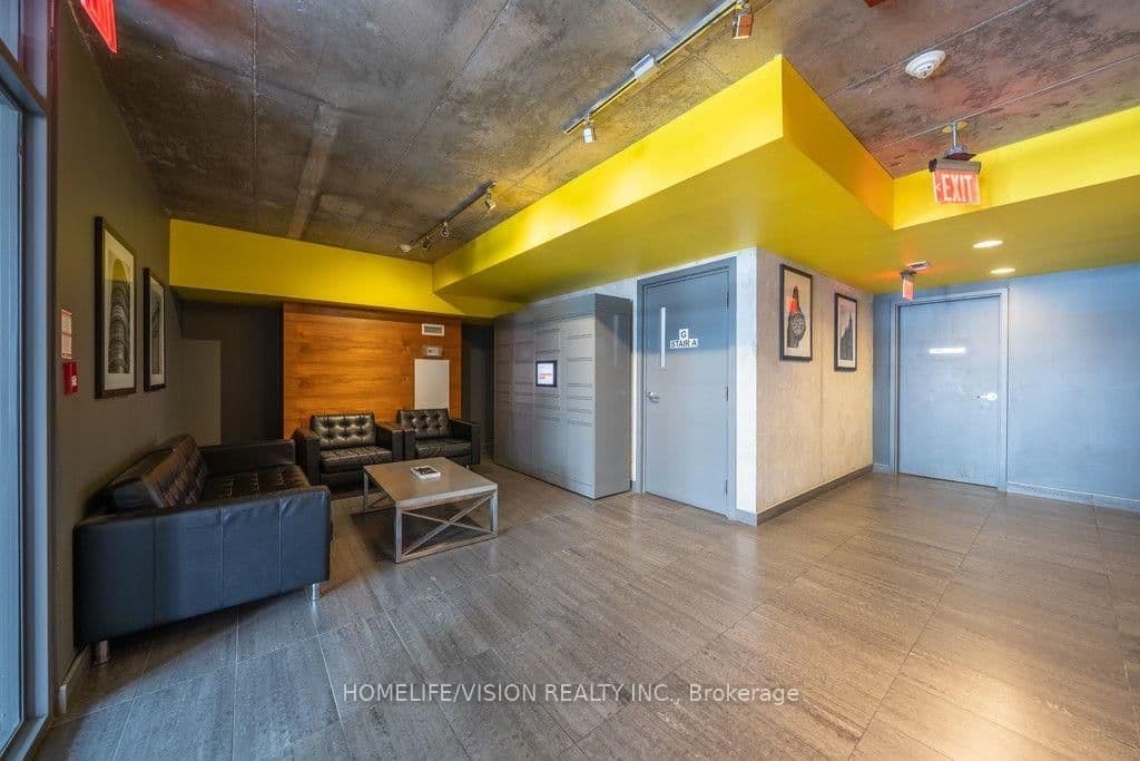 1201 Dundas Street E, Unit 804 thumbnail 4