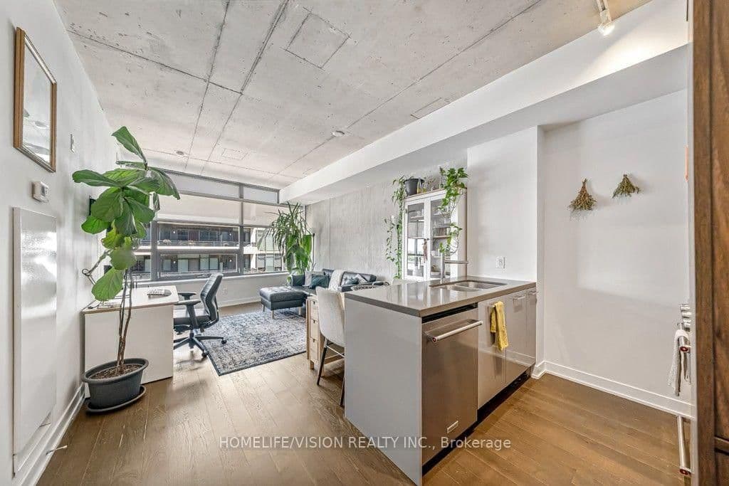 1201 Dundas Street E, Unit 804 thumbnail 7