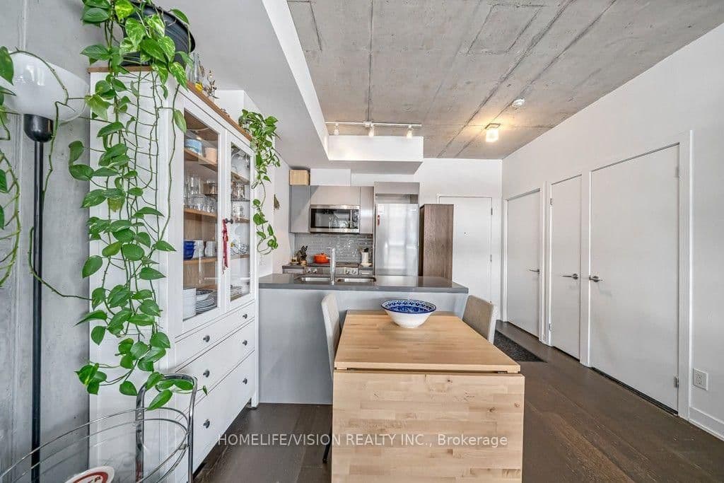 1201 Dundas Street E, Unit 804 thumbnail 9