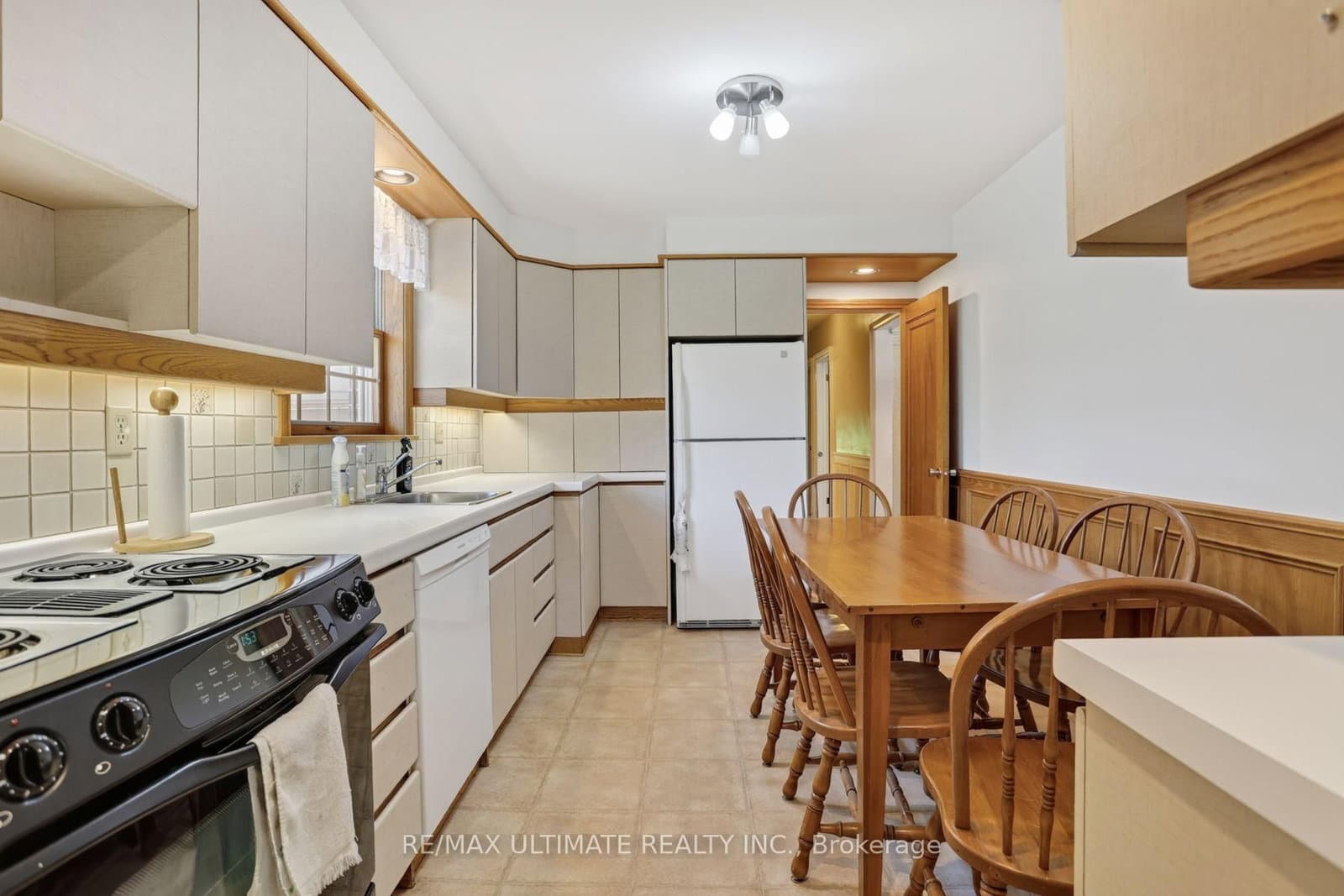 81 Flora Drive thumbnail 43