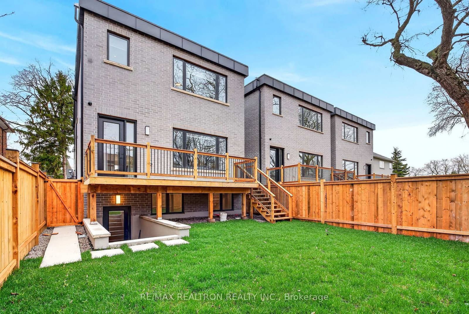 792 Midland Avenue thumbnail 44